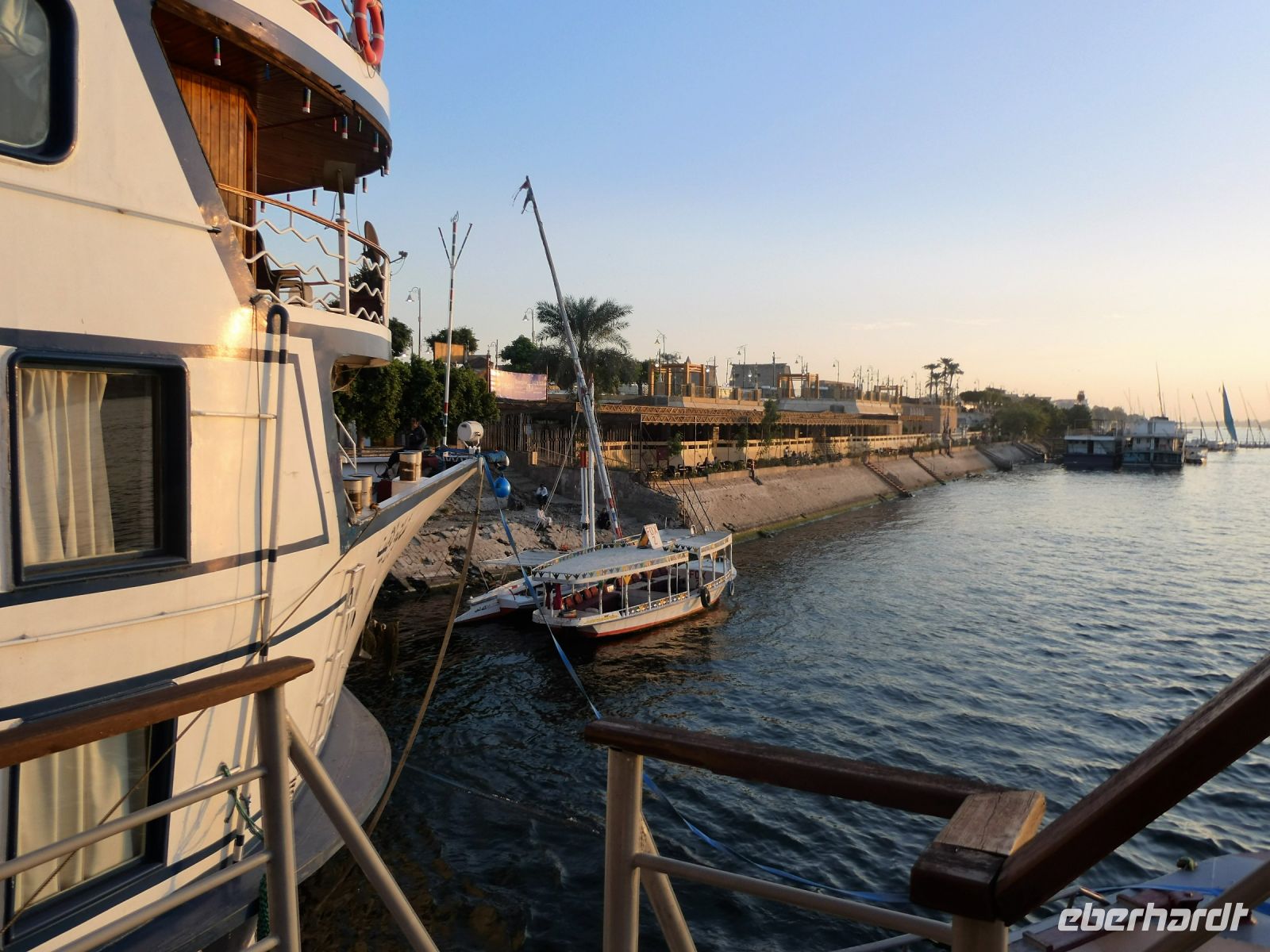 Promenade am Nil &ndash; &copy; Gina Egenolf (Eberhardt TRAVEL)