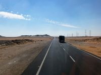 Strasse nach Abu Simbel &ndash; &copy; Gina Egenolf (Eberhardt TRAVEL)