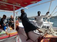 Steuermann mit Verantwortung &ndash; &copy; Gina Egenolf (Eberhardt TRAVEL)