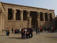 Edfu &ndash; &copy; Karin Schröter (Eberhardt TRAVEL)