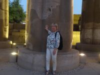 Eine Stütze für die Säule &ndash; &copy; Elke Knappe (Eberhardt TRAVEL)