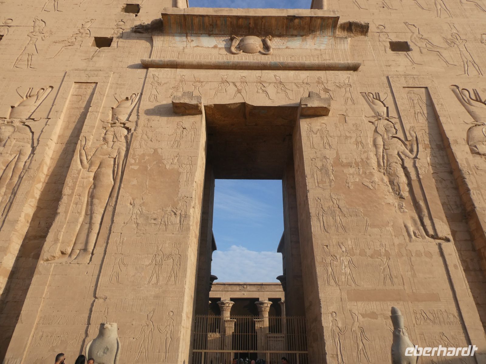 Portal &ndash; &copy; Gina Egenolf (Eberhardt TRAVEL)