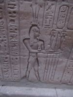 Die Reliefs im Horus Tempel von Edfu - wie gut erhalten &ndash; &copy; Marieta Beck (Eberhardt TRAVEL)