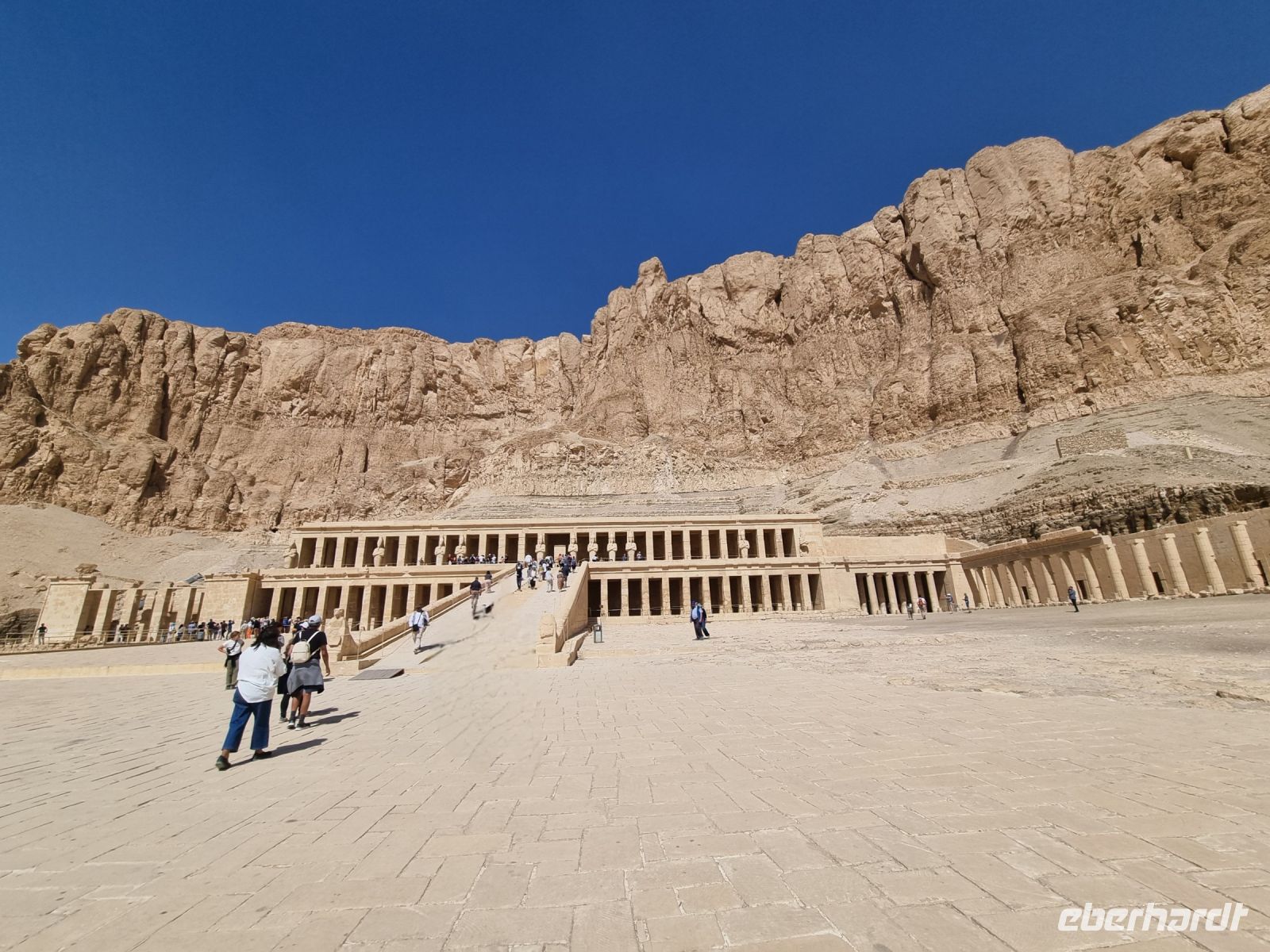 Totentempel der Hatschepsut  &ndash; &copy; Katrin Deutschbein (Eberhardt TRAVEL)