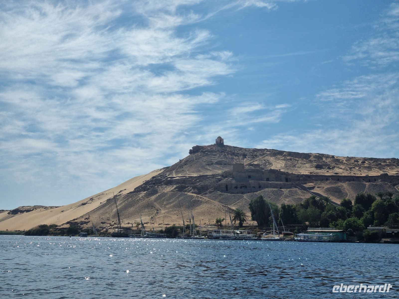 Felukenfahrt auf dem Nil (Felsenberg Qubbet el-Hawa) &ndash; &copy; Katrin Deutschbein (Eberhardt TRAVEL)