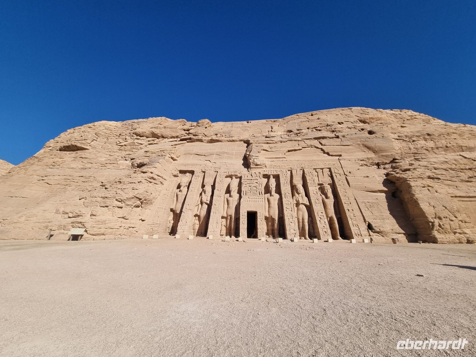 Felsentempel von Abu Simbel (Hathor-Tempel der Nefertari) &ndash; &copy; Katrin Deutschbein (Eberhardt TRAVEL)