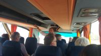 Busfahrt nach Hurghada mit Reiseleiter Essam &ndash; &copy; Anette Rietz (Eberhardt TRAVEL)