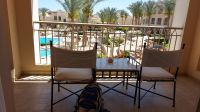 Blick auf den Pool vom Hotelzimmer Jaz Makadi Star & Spa, Ägypten, Hurghada &ndash; &copy; Anette Rietz (Eberhardt TRAVEL)