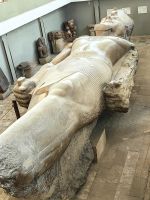 Liegende Ramsesstatue in Memphis &ndash; &copy; Simone Willner (Eberhardt TRAVEL)