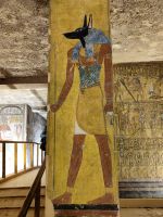 Anubis Darstellung im Tawsret Grab &ndash; &copy; Simone Willner (Eberhardt TRAVEL)