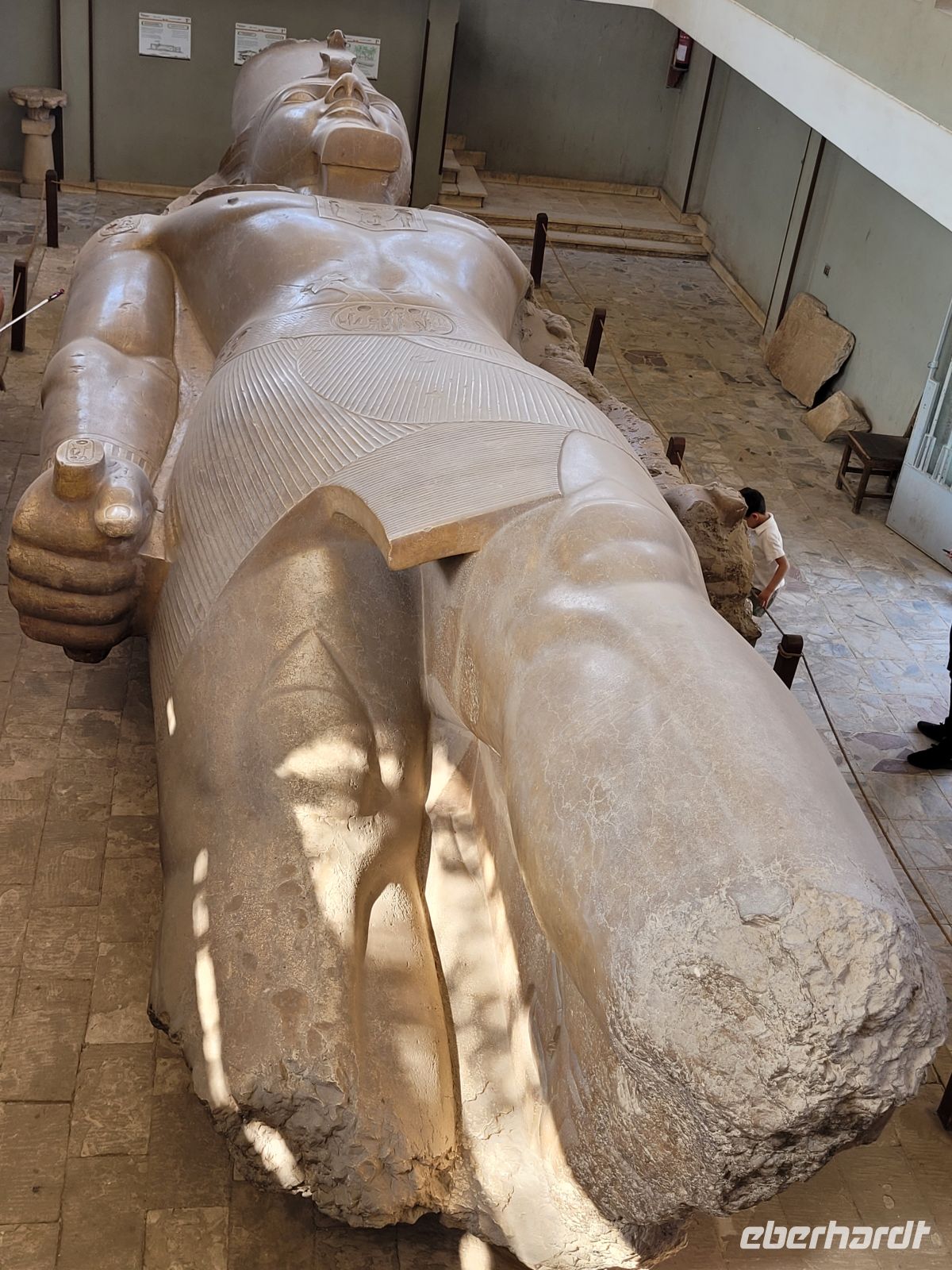 027 - Memphis - Reste der 1. Hauptstadt des vereinten Ägyptens &ndash; &copy; Jens Petzoldt (Eberhardt TRAVEL)