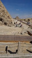 Rundgang bei Cheops-Pyramide &ndash; &copy; Anette Rietz (Eberhardt TRAVEL)