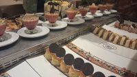 Dessert Abendessen MS Nile Style &ndash; &copy; Anette Rietz (Eberhardt TRAVEL)
