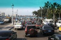 Verkehr an der Corniche von Alexandria