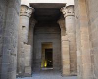 in das Tempelinnere &ndash; &copy; Gina Egenolf (Eberhardt TRAVEL)