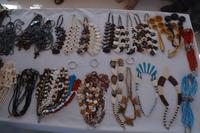 neckisches Geschmeide &ndash; &copy; Gina Egenolf (Eberhardt TRAVEL)