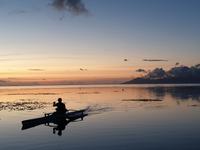 Tahiti Sonnenuntergang &ndash; &copy; Benjamin Rodriguez Manzanares (Eberhardt TRAVEL)