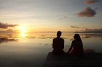 Tahiti Sonnenuntergang &ndash; &copy; Benjamin Rodriguez Manzanares (Eberhardt TRAVEL)