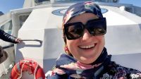 Rundreise Südafrika - Reisebegleiterin Franzi zur Bootsfahrt in Hout Bay &ndash; &copy; Franziska Bergmann (Eberhardt TRAVEL)