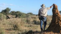 Namibia - Otjiwa Safari Lodge - Pirsch zu Fuss &ndash; &copy; Annett Müller (Eberhardt TRAVEL)
