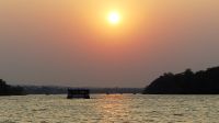 Simbabwe - Bootsfahrt auf dem Sambesi - Sonnenuntergang &ndash; &copy; Annett Müller (Eberhardt TRAVEL)