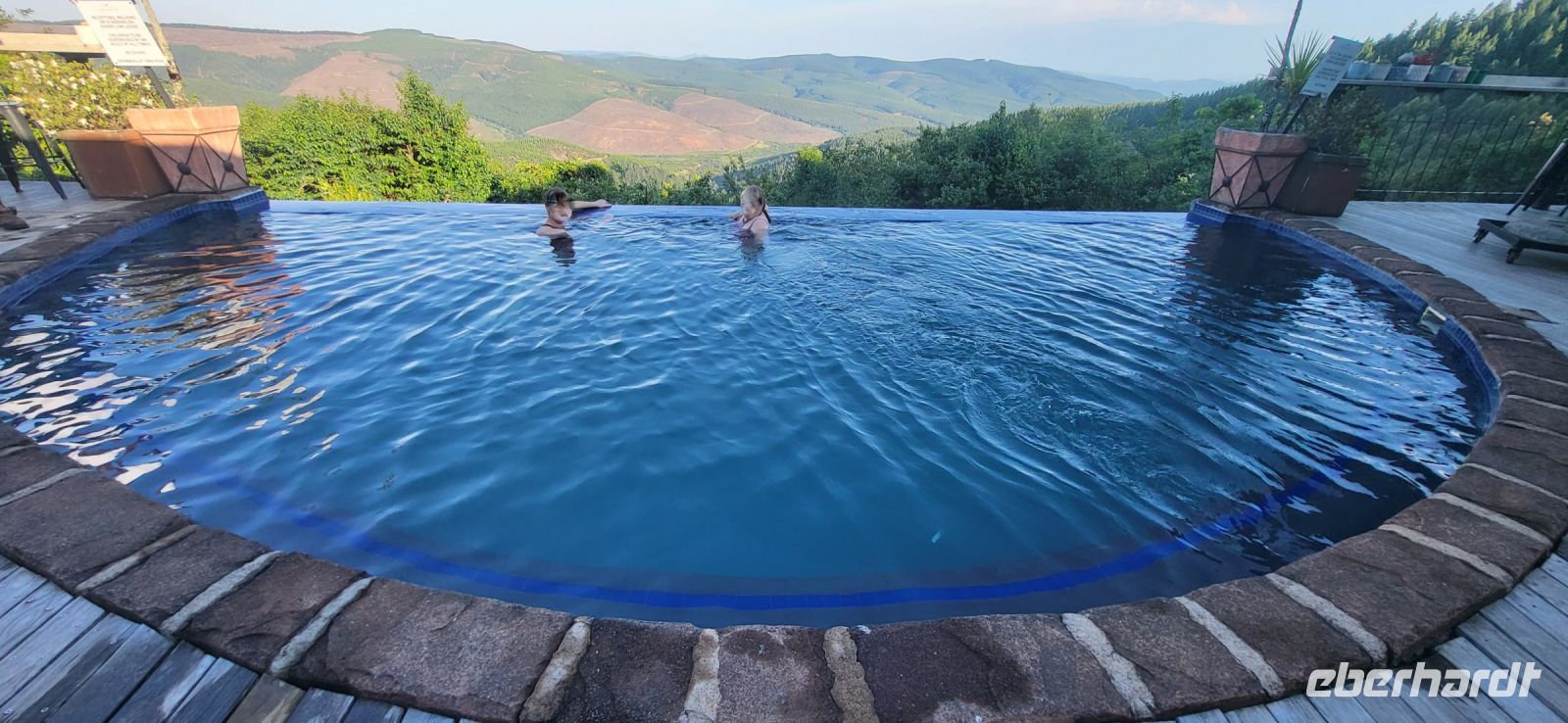 190 Infinity pool Misty Mountain Lodge &ndash; &copy; Susanne Schirmann (Eberhardt TRAVEL)