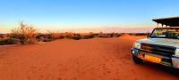 Namibia - Nature Drive in der Kalahari - Sundowner &ndash; &copy; Annett Müller (Eberhardt TRAVEL)