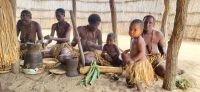 164 Handwerkskunst der Mafwe &ndash; &copy; Susanne Schirmann (Eberhardt TRAVEL)