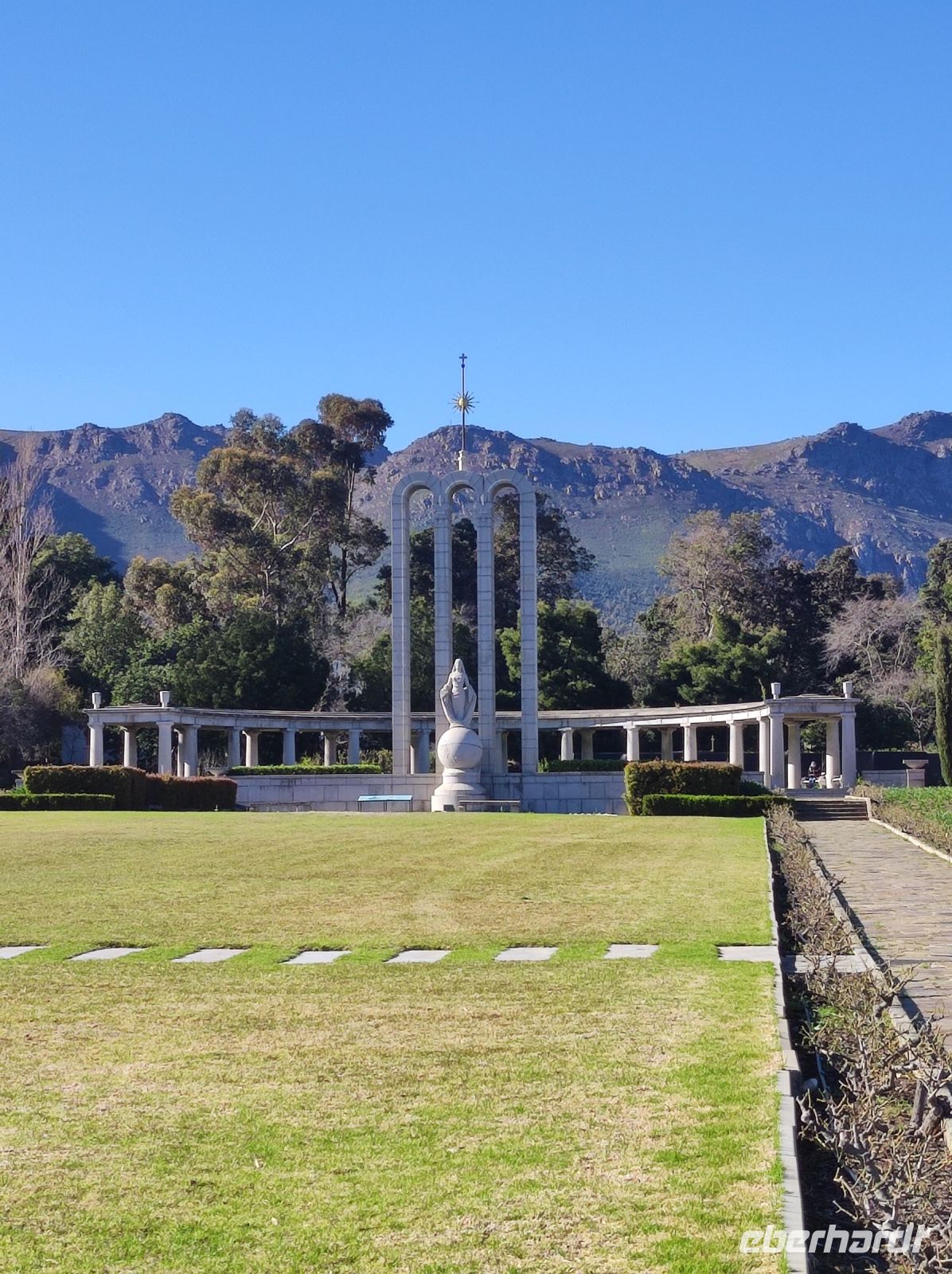 Hugenotten-Denkmal in Franschhoek (Südafrika) &ndash; &copy; Sten Bernhardt (Eberhardt TRAVEL)