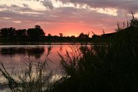 8. Tag - Sonnenaufgang am Okavango (1) &ndash; &copy; Franziska Barthel (Eberhardt TRAVEL)