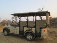 unser Safarifahrzeug &ndash; &copy; Heike Heinen (Eberhardt TRAVEL)