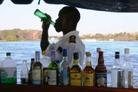 und sein Barkeeper &ndash; &copy; Annett Müller (Eberhardt TRAVEL)