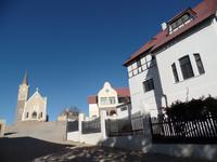 Singlereise Namibia – Lüderitz Stadt mit Felsenkirche &ndash; &copy; Franziska Bergmann (Eberhardt TRAVEL)