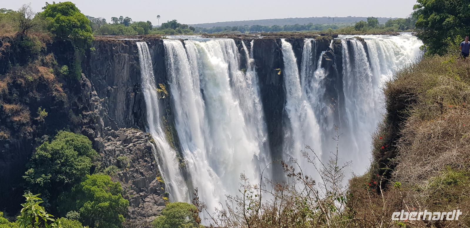 Erkundung der Victoria Wasserfälle &ndash; &copy; Jacob Spangenberg (Eberhardt TRAVEL)