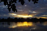 Sonnenaufgang am Kavango &ndash; &copy; Annett Müller (Eberhardt TRAVEL)