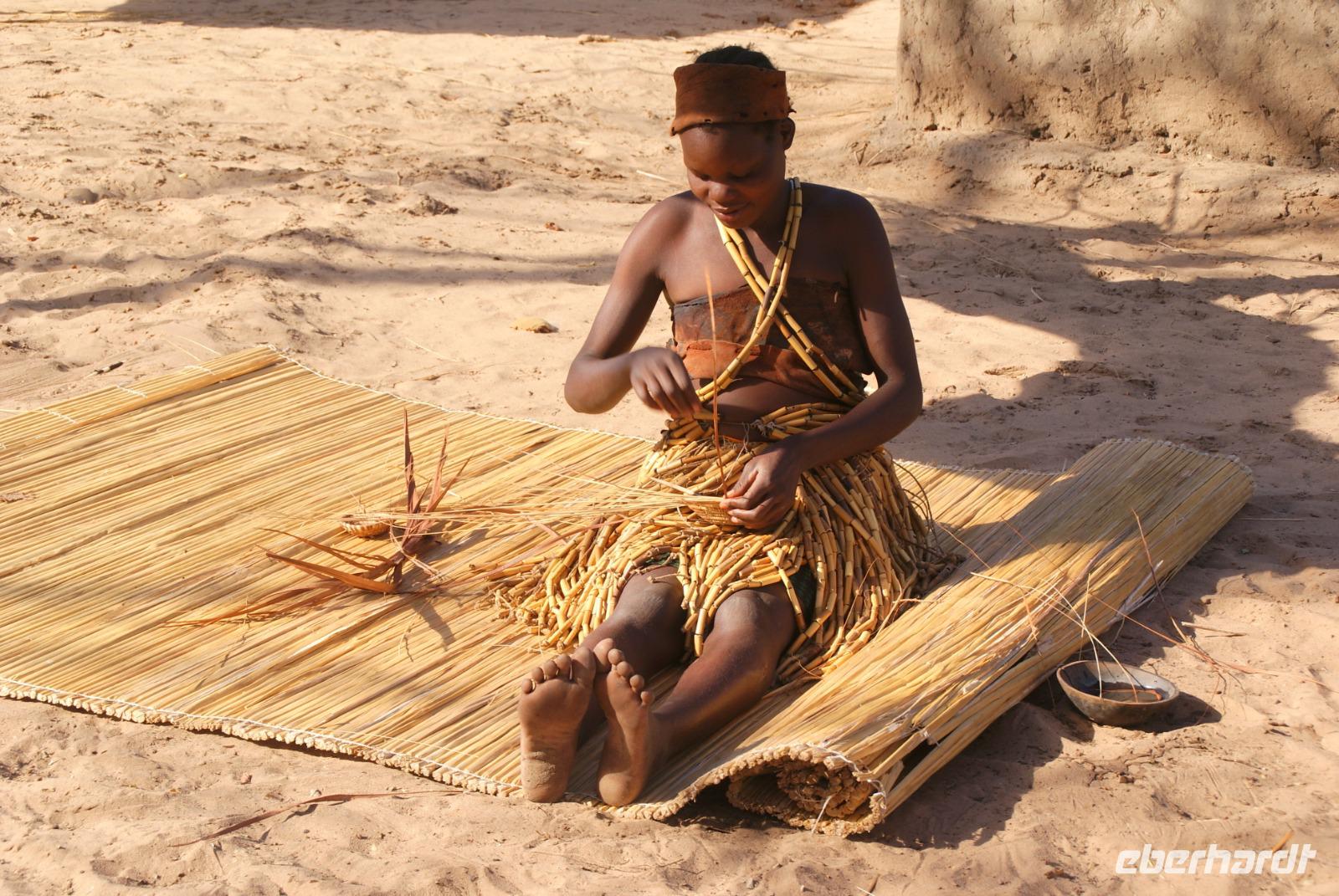 Handarbeiten entstehen... &ndash; &copy; Susanne Schirmann (Eberhardt TRAVEL)