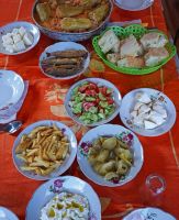 In Albanien kommt alles auf den Tisch und alle teilen sich &ndash; &copy; Simone Willner (Eberhardt TRAVEL)