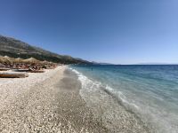 Strand in Borsh &ndash; &copy; Simone Willner (Eberhardt TRAVEL)