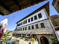 Unser Mittagsrestaurant in Berat &ndash; &copy; Simone Willner (Eberhardt TRAVEL)
