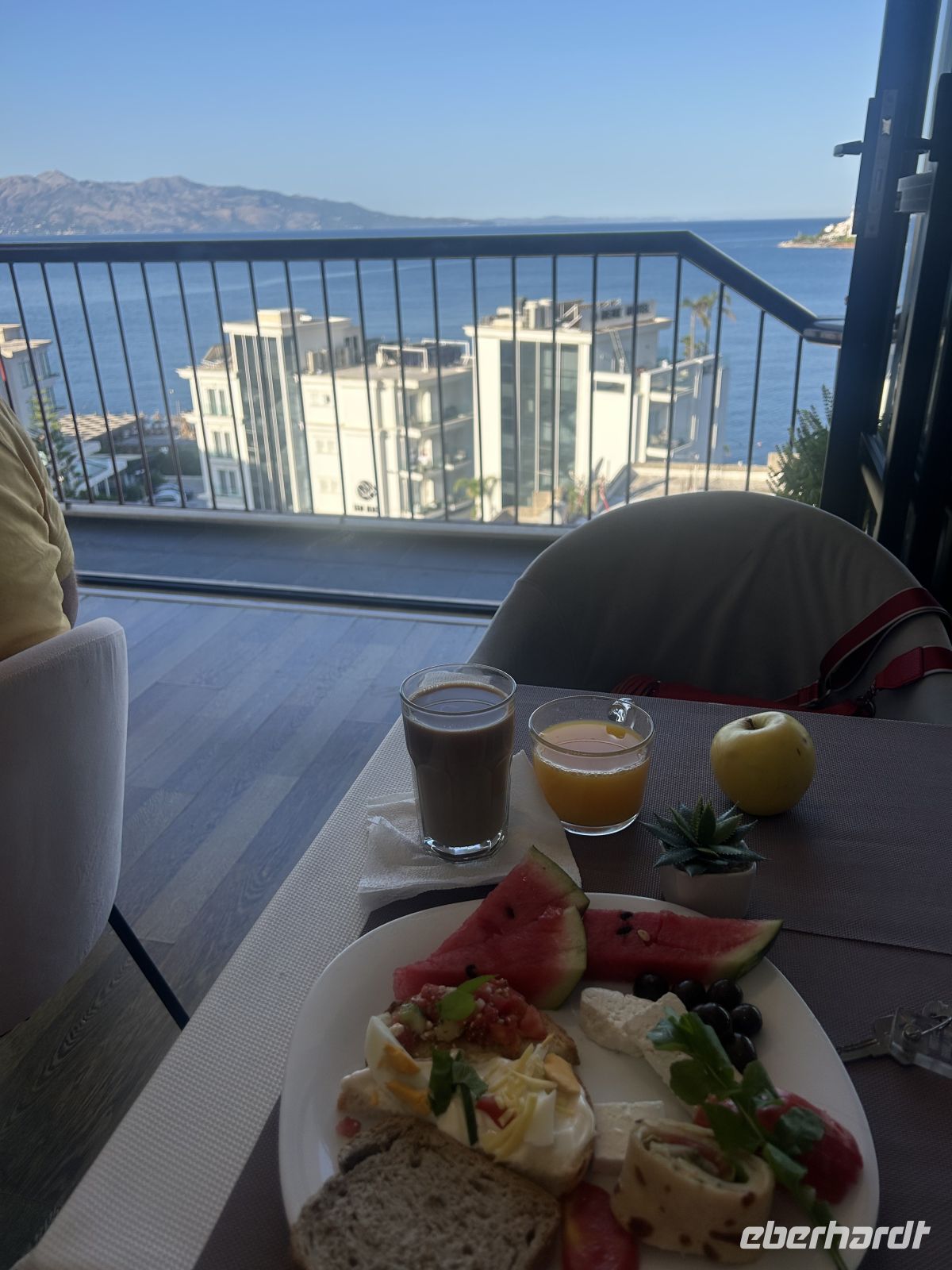 Frühstück mit Ausblick  &ndash; &copy; Carola Gastmeier (Eberhardt TRAVEL)