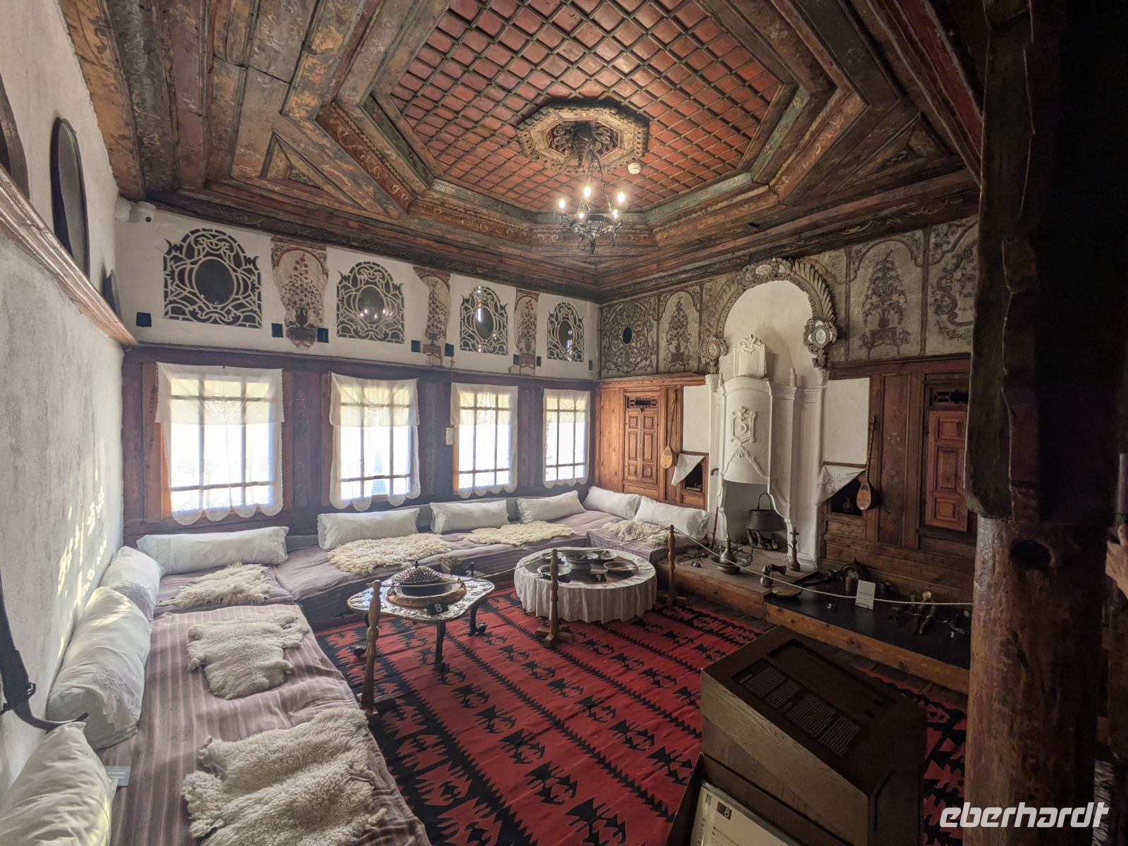 Ethnografisches Museum in Kruja 1 &ndash; &copy; Günter Thomas Menzel (Eberhardt TRAVEL)