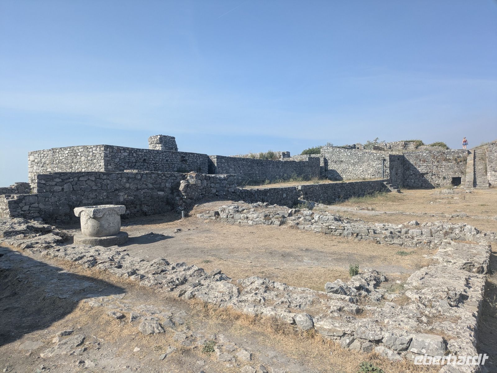 In den Ruinen der Shkodra Festung &ndash; &copy; Günter Thomas Menzel (Eberhardt TRAVEL)