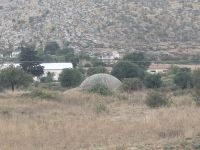 Einer der vielen Bunker Albaniens &ndash; &copy; Günter Thomas Menzel (Eberhardt TRAVEL)