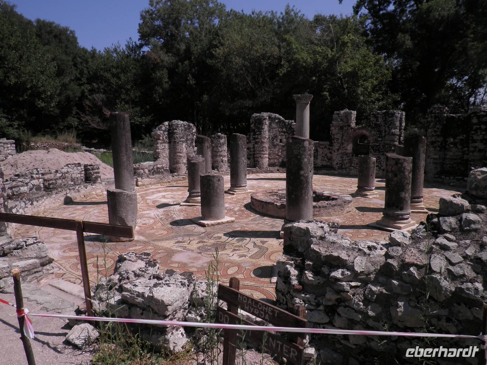 Freigelegtes Mosaik in Butrint &ndash; &copy; Christian Fischer (Eberhardt TRAVEL)