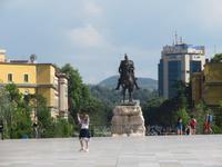 Tirana &ndash; &copy; Sylvia Sann (Eberhardt TRAVEL)
