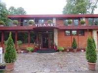 Angelhaus von Hoxha &ndash; &copy; Sylvia Sann (Eberhardt TRAVEL)