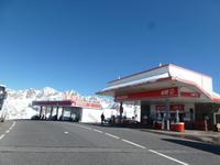 Höchstgelegene Tankstelle in Andorra &ndash; &copy; Betina Marinow (Eberhardt TRAVEL)
