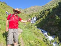 ich und der kleine Wasserfall &ndash; &copy; Gunter Looß (Eberhardt TRAVEL)