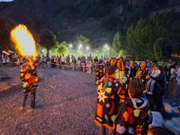 Feuershow auf dem Festplatz von Canillo