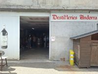 Likör-Probe in der Destilleria  
